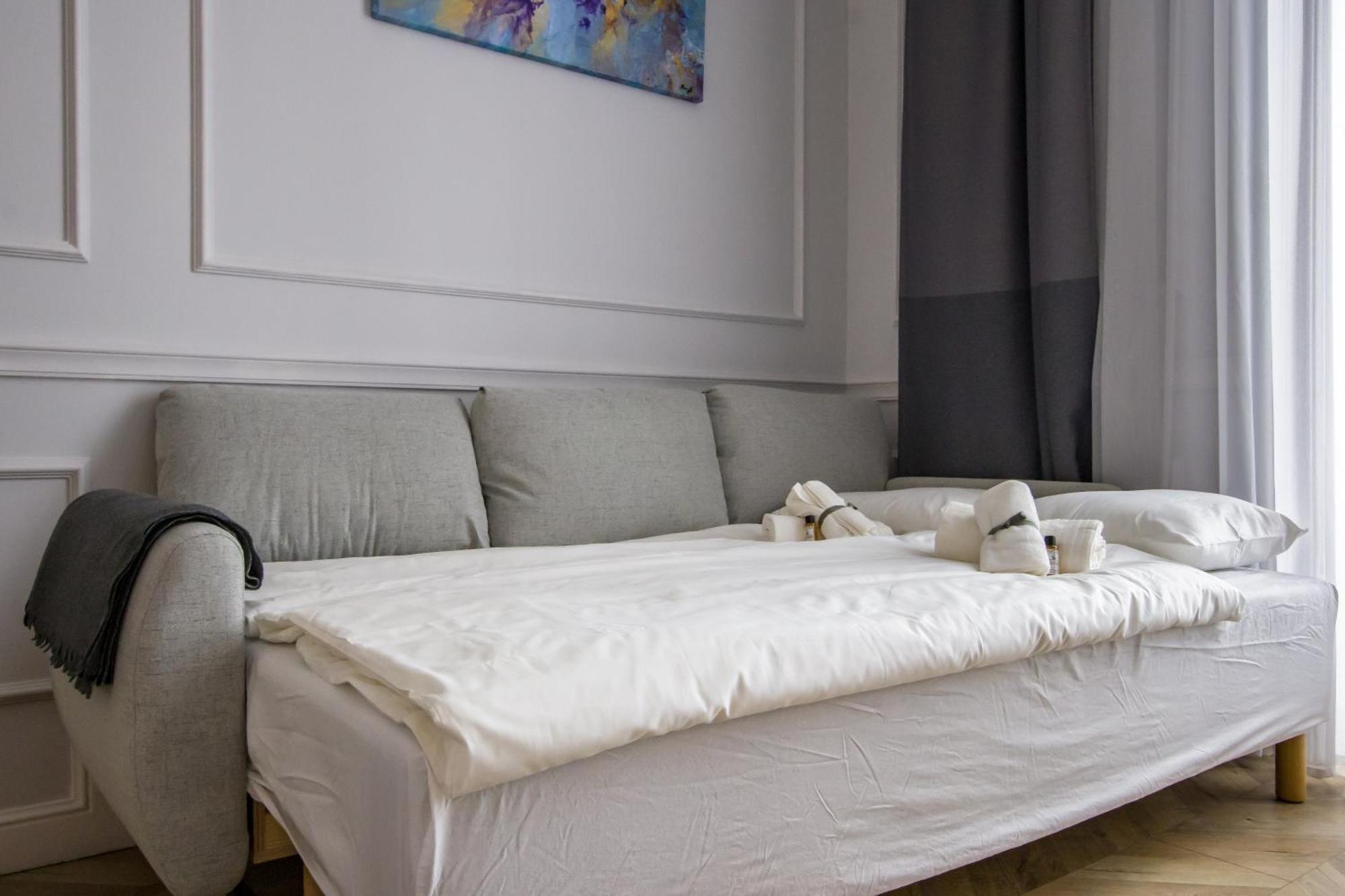 Wilson'S Oktogon Square Suite Apartment Budapest Eksteriør billede
